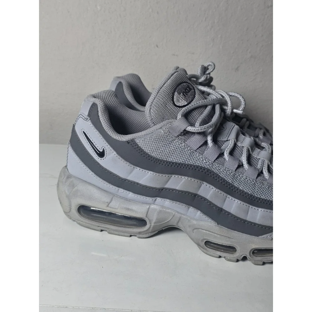 Nike Air Max 95 Shoes Mens 8 Greyscale Wolf Gray Clean Condition Sneaker - Picture 6 of 9